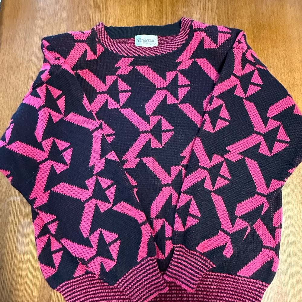 Vintage 80’s Geometric Patterned Pink and Black Sweater